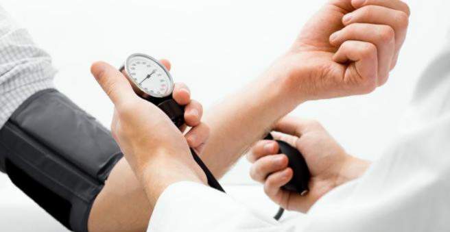 Gyvenimas su arterine hipertenzija: kaip suvaldyti ligą? – EUROMED